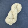 Écheveau de laine mérinos écrue naturelle - Moutons du Massif central - Terre de Laine