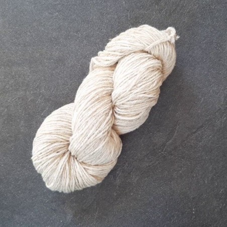 Écheveau de laine kasha en 3/8. Terre de Laine