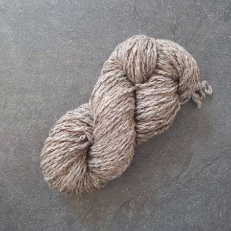 Écheveau de laine gris en 2/S. Terre de Laine
