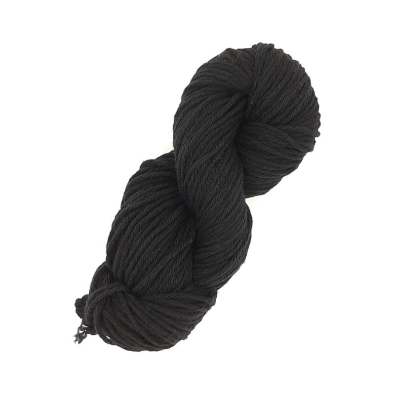 Écheveau de laine 6/8 (référence T100) noir - Laine locale du Massif central.
