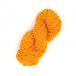 Écheveau de laine 2S (référence T440) jaune poussin - Laine locale du Massif central.