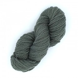 Écheveau de laine 1/2/S (référence T115) gris - Laine locale du Massif central.