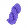 Écheveau de laine 6/8 (référence T615) violet- Laine locale du Massif central.