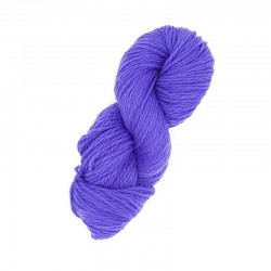 Écheveau de laine 1/2/S (référence T615) violet- Laine locale du Massif central.
