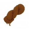 Écheveau de laine 3/8 (référence T420) marron caramel - Laine locale du Massif central.